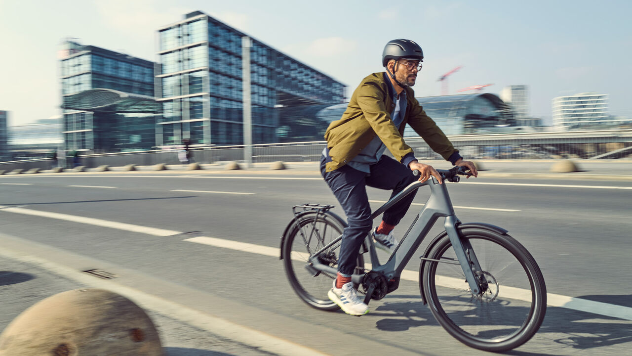 Riding the Wave: The Rise of Electric Cycles in Sustainable Mobility