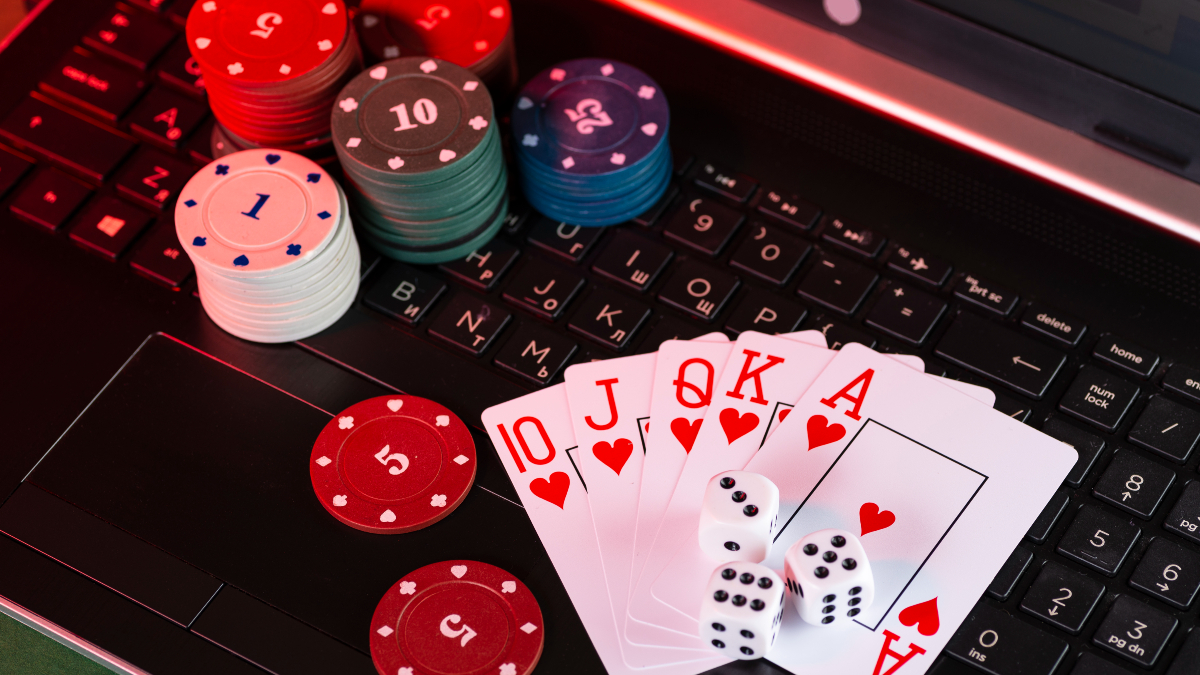 The Evolution of Online Gambling: A Comprehensive Overview